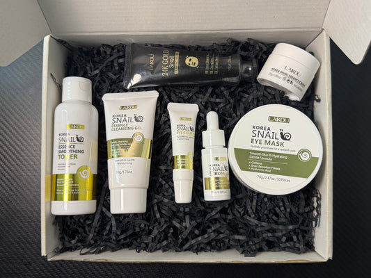 GlowBox Snail Supreme 5-1 Skincare Set with Eye & Face Masks (COMPLETE KIT)